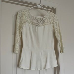 American Eagle, small cream lace top.